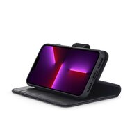 iPhone 13 Pro Max Hoesje - Luxe MobyDefend Wallet Bookcase - Zwart