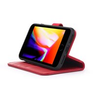 iPhone SE (2020/2022) / iPhone 7 / iPhone 8 Hoesje - Luxe MobyDefend Wallet Bookcase - Rood