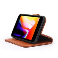 iPhone SE (2020/2022) / iPhone 7 / iPhone 8 Hoesje - Luxe MobyDefend Wallet Bookcase - Lichtbruin
