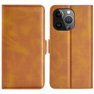 iPhone 15 Pro Max Hoesje - MobyDefend Luxe Wallet Book Case (Sluiting Zijkant) - Lichtbruin