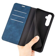 Samsung Galaxy S24 Plus (S24+) Hoesje - Luxe Wallet Bookcase (Magnetische Sluiting) - Blauw