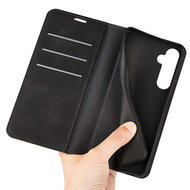 Samsung Galaxy S24 Plus (S24+) Hoesje - Luxe Wallet Bookcase (Magnetische Sluiting) - Zwart