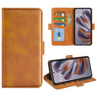 Motorola Edge 50 Neo Hoesje - MobyDefend Luxe Wallet Book Case (Sluiting Zijkant) - Lichtbruin