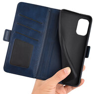 Motorola Moto G55 Hoesje - MobyDefend Luxe Wallet Book Case (Sluiting Zijkant) - Blauw