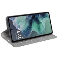 Motorola Moto G35 Hoesje - MobyDefend Luxe Wallet Bookcase (Magnetische Sluiting) - Grijs