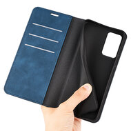 Motorola Moto G35 Hoesje - MobyDefend Luxe Wallet Bookcase (Magnetische Sluiting) - Blauw