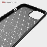 iPhone 13 Mini Hoesje - MobyDefend TPU Backcover - Geborstelde Metaal &amp; Carbon-Look - Zwart