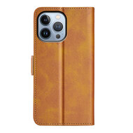 iPhone 14 Pro Max Hoesje - MobyDefend Luxe Wallet Book Case (Sluiting Zijkant) - Lichtbruin