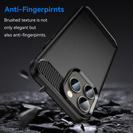 iPhone 14 Pro Max Hoesje - MobyDefend TPU Backcover - Geborstelde Metaal &amp; Carbon-Look - Zwart