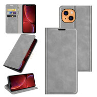 iPhone 13 Hoesje - Luxe Wallet Bookcase (Magnetische Sluiting) - Grijs