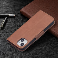 iPhone 13 Hoesje - MobyDefend Wallet Book Case Met Koord - Bruin