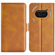Nothing Phone (2a) / Nothing Phone (2a) Plus Hoesje - MobyDefend Luxe Wallet Book Case (Sluiting Zijkant) - Lichtbruin