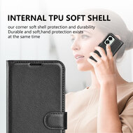 OnePlus Nord 2T Hoesje - MobyDefend Kunstleren Wallet Book Case (Sluiting Voorkant) - Zwart