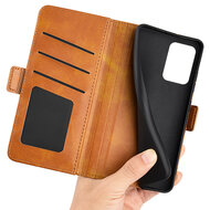 OnePlus Nord 2T Hoesje - MobyDefend Luxe Wallet Book Case (Sluiting Zijkant) - Lichtbruin