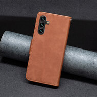 Samsung Galaxy A15 Hoesje - MobyDefend Wallet Book Case Met Koord - Bruin