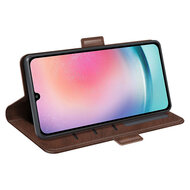 Samsung Galaxy A25 Hoesje - MobyDefend Luxe Wallet Book Case (Sluiting Zijkant) - Bruin
