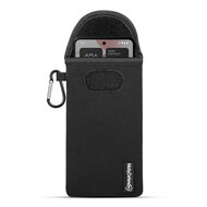 Hoesje voor Nothing Phone (3a) Pro - MobyDefend Neopreen Pouch Met Karabijnhaak - Insteekhoesje - Riemlus Hoesje - Zwart