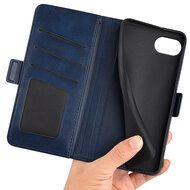 iPhone 16e Hoesje - MobyDefend Luxe Wallet Book Case (Sluiting Zijkant) - Blauw
