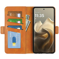 Motorola Edge 60 Pro Hoesje - MobyDefend Luxe Wallet Book Case (Sluiting Zijkant) - Lichtbruin