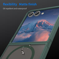 Samsung Galaxy Z Flip 7 Hoesje - MobyDefend MagSafe Case Mat Transparant Met Gekleurde Rand - Groen
