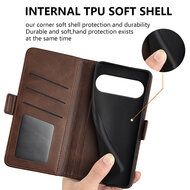 Google Pixel 10 / Google Pixel 10 Pro Hoesje - MobyDefend Luxe Wallet Book Case (Sluiting Zijkant) - Bruin
