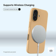 iPhone 16 Hoesje - MobyDefend Matte Siliconen Backcover - Licht Oker