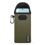Hoesje voor Oppo Reno14 F / Oppo Reno14 FS - MobyDefend Neopreen Pouch Met Karabijnhaak - Insteekhoesje - Riemlus Hoesje - Groen