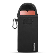 Hoesje voor Motorola Moto G06 / Motorola Moto G06 Power - MobyDefend Neopreen Pouch Met Karabijnhaak - Insteekhoesje - Riemlus Hoesje - Zwart