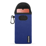 Hoesje voor Motorola Moto G06 / Motorola Moto G06 Power - MobyDefend Neopreen Pouch Met Karabijnhaak - Insteekhoesje - Riemlus Hoesje - Blauw