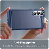 Samsung Galaxy S25 FE Hoesje - MobyDefend TPU Backcover - Geborstelde Metaal &amp; Carbon-Look - Blauw
