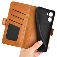 Motorola Moto G06 / Motorola Moto G06 Power Hoesje - MobyDefend Luxe Wallet Book Case (Sluiting Zijkant) - Lichtbruin