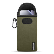 Hoesje voor Xiaomi Redmi Note 15 Pro 5G - MobyDefend Neopreen Pouch Met Karabijnhaak - Insteekhoesje - Riemlus Hoesje - Groen