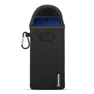 Hoesje voor Oppo Reno15 - MobyDefend Neopreen Pouch Met Karabijnhaak - Insteekhoesje - Riemlus Hoesje - Zwart