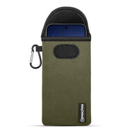 Hoesje voor Oppo Reno15 - MobyDefend Neopreen Pouch Met Karabijnhaak - Insteekhoesje - Riemlus Hoesje - Groen
