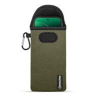 Hoesje voor Xiaomi 17 - MobyDefend Neopreen Pouch Met Karabijnhaak - Insteekhoesje - Riemlus Hoesje - Groen