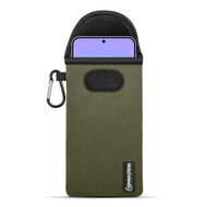 Hoesje voor Samsung Galaxy A57 - MobyDefend Neopreen Pouch Met Karabijnhaak - Insteekhoesje - Riemlus Hoesje - Groen