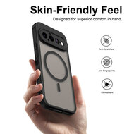 Google Pixel 11 Pro XL Hoesje - MobyDefend MagSafe Case Mat Transparant Met Gekleurde Rand - Groen