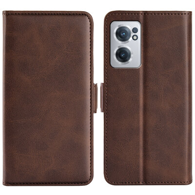 OnePlus Nord CE 2 Hoesje, MobyDefend Luxe Wallet Book Case (Sluiting Zijkant), Bruin