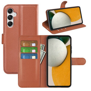 Samsung Galaxy A15 Hoesje - MobyDefend Kunstleren Wallet Book Case (Sluiting Voorkant) - Bruin