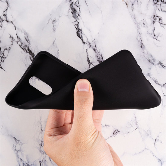 https://www.telefoonhoesje.nl/Files/10/159000/159649/ProductPhotos/Large/1588612514.jpeg